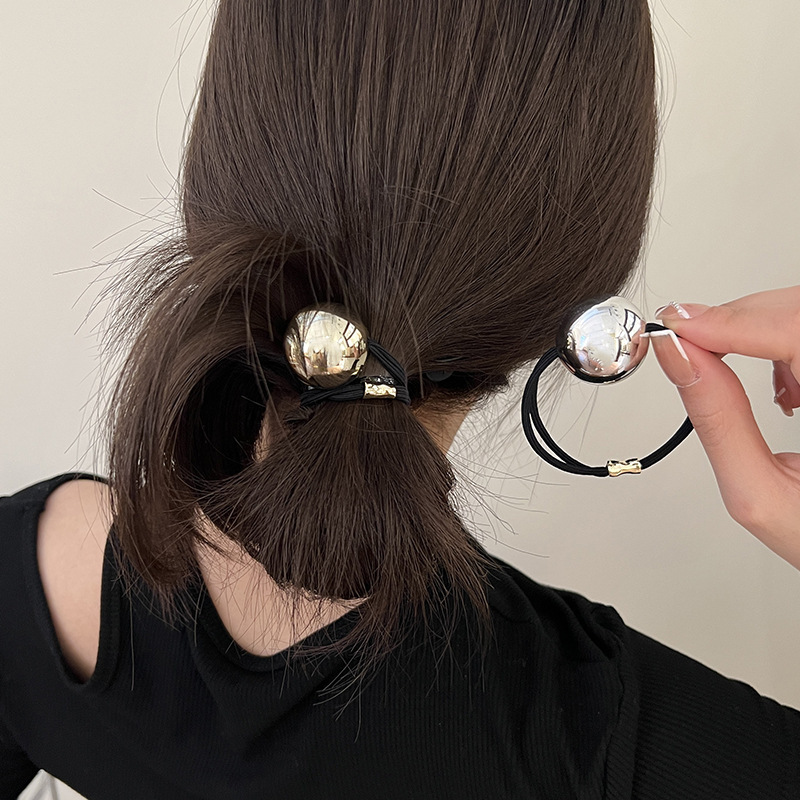 Metal ball hair ring back of t - огляд і ціна Home Office Head